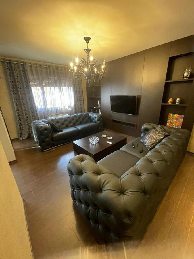 Luxury Apartment City Centre Tirana Exterior photo
